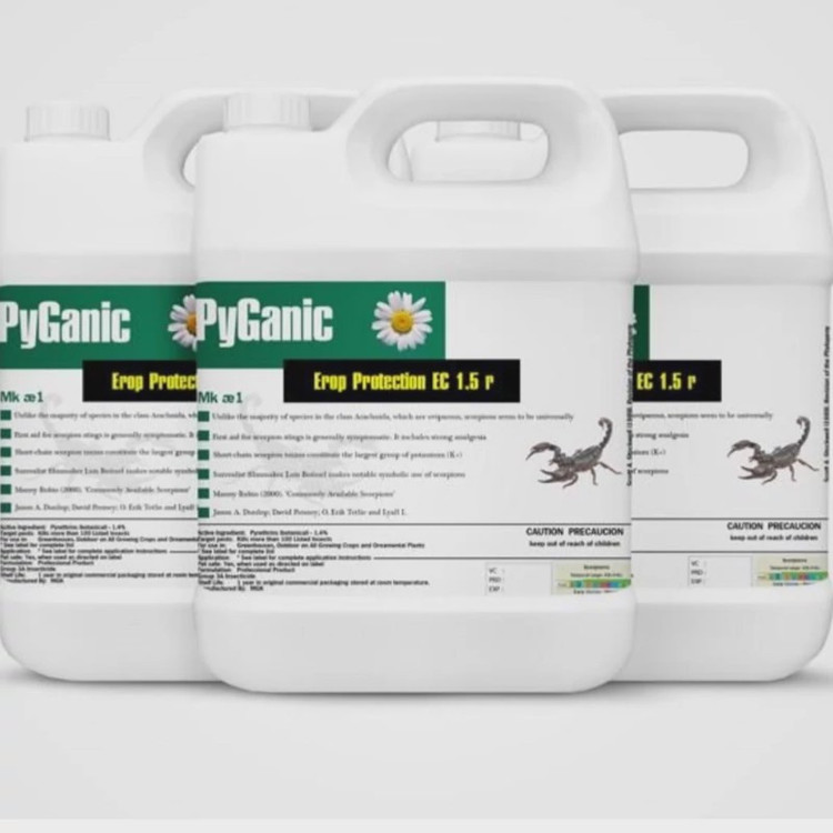 سم 4 لیتری عمده عقرب کش پیگانیک - Pyganic دافع عقرب ارسال رایگان به همراه سمپاش سرنوشابه ای مدل 1