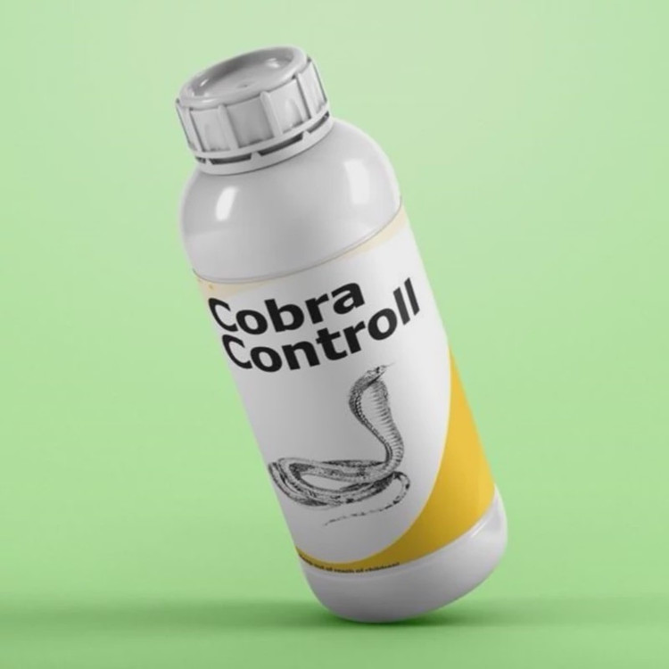 سم مار کش قدرتمند Cobra controll کبرا کنترل ارسال رایگان به همراه یک عدد سمپاش سر نوشابه ای مدل 1